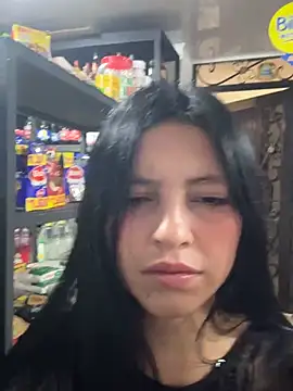 Chat +18 de Miel_rousse ao vivo