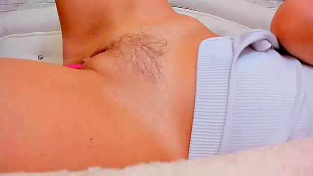 MilanaAmber20 live XXX chat