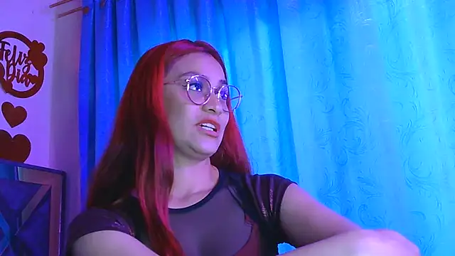 Онлайн чат XXX tinny_emiily