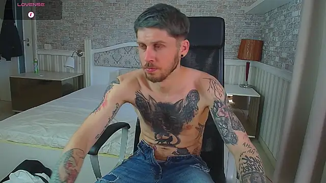 แชท XXX สดของ JonahShaw