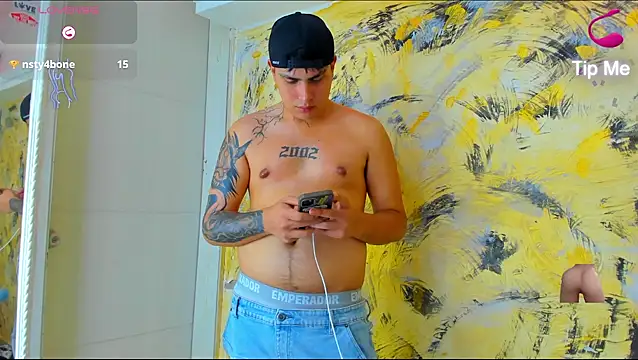 Chat +18 de ThomasThundr ao vivo