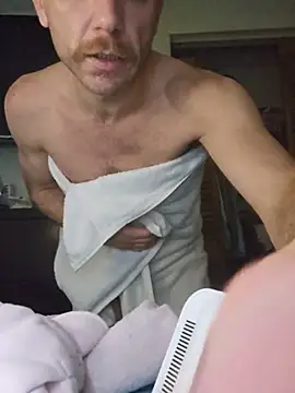 FrankieFuckMeXX Chat XXX live