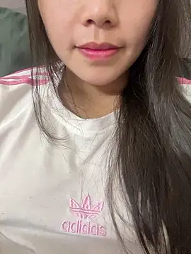 Živý XXX chat Bella_7777