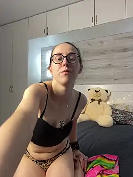 Онлайн чат XXX MartiniiSelenna