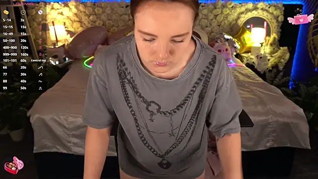 FoxyShy – Naživo XXX chat