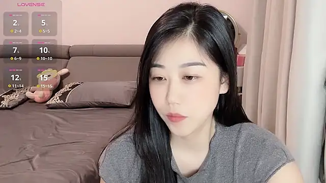 F-Yuwei 现场XXX聊天