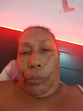 Ruby-Hot-Milf 现场XXX聊天