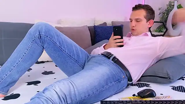 Онлайн чат XXX Jimmy_Doss