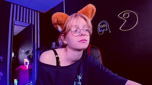 FoxxyyPolly Chat XXX live