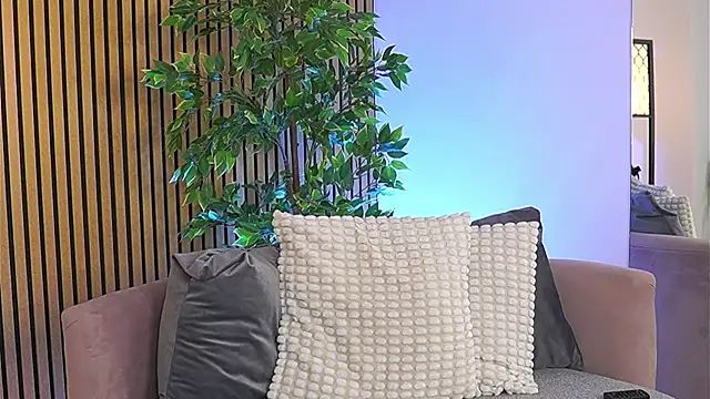 Avril_Cyrus Live XXX-Chat