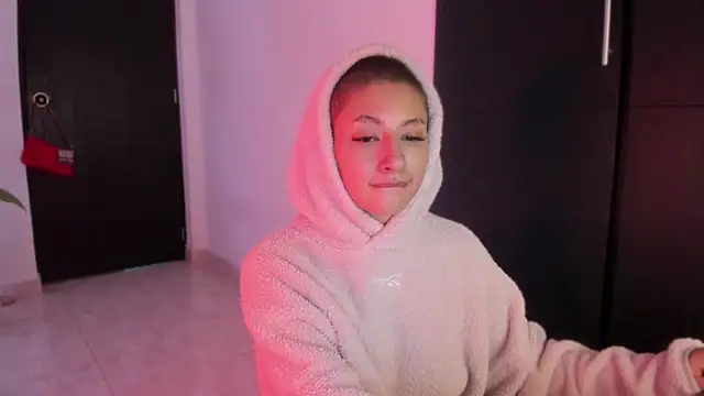 vandalovee_'s Live XXX Chat