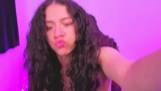 Chatroom XXX en direct de daniela_rivasthl