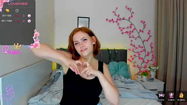 DellaRows élő XXX-chatje