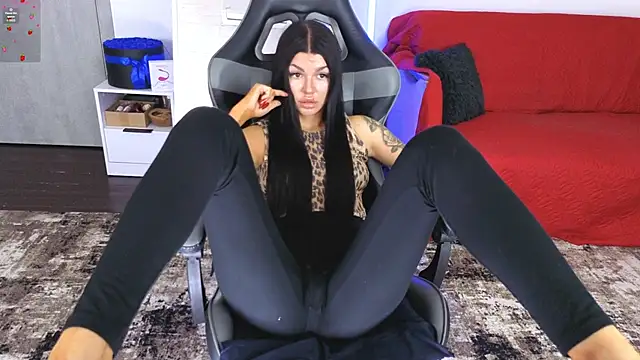 AnacondaOnn's Live XXX Chat