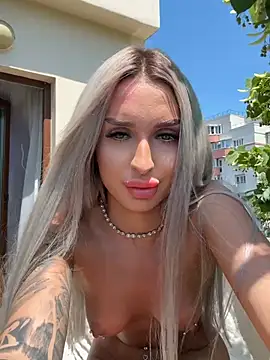 ArianaXO_ 现场XXX聊天
