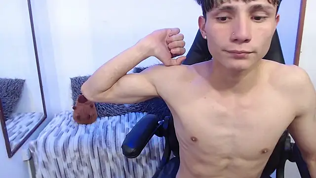 Czat XXX na żywo – Yao_23