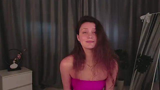 Chatroom XXX en direct de FoxFever