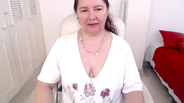leonela_69's Live XXX Chat
