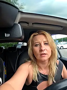 KaylinJan – Naživo XXX chat