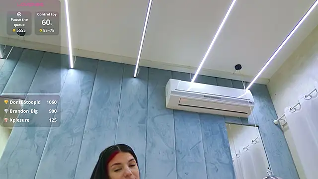 Chat +18 de christahot ao vivo