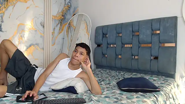 GREAT_BALLS Adlı Modelin Canlı XXX Sohbeti