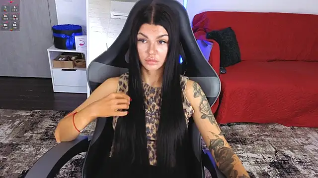AnacondaOnn's Live XXX Chat