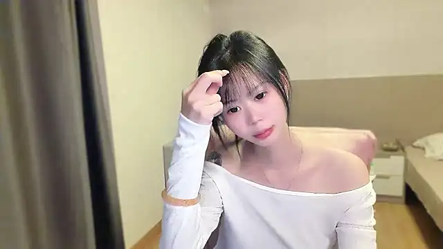 weini9 即時 XXX 聊天