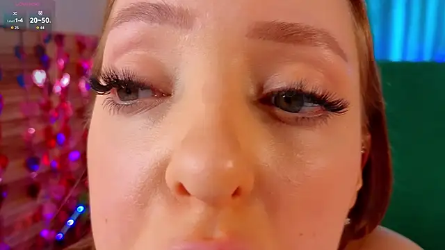 XXX chat uživo modela GertrudeWilson