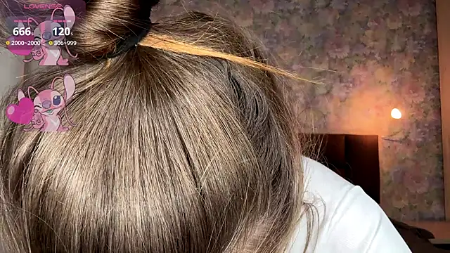 LoraDavi Live XXX Chat