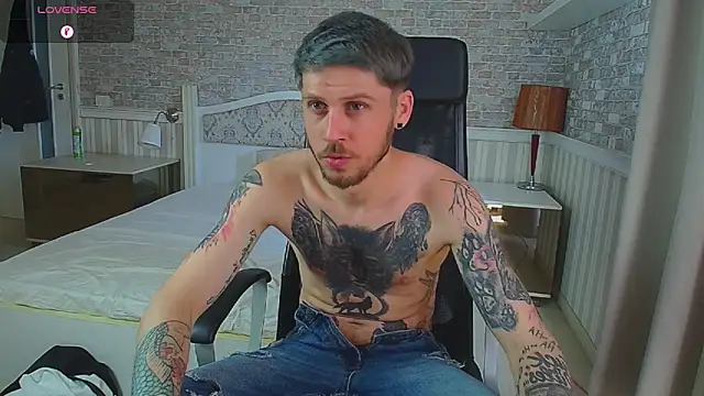 JonahShaw Live XXX-chat