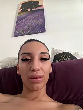 BlueEyes_BB Live XXX-chat