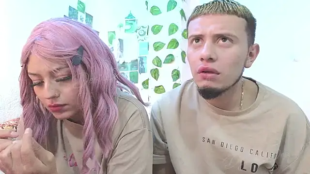 Živý XXX chat DayandDesire