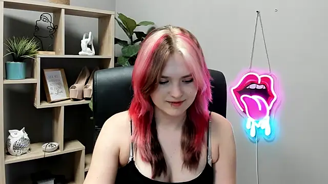 SweetLilyxo's Live XXX Chat