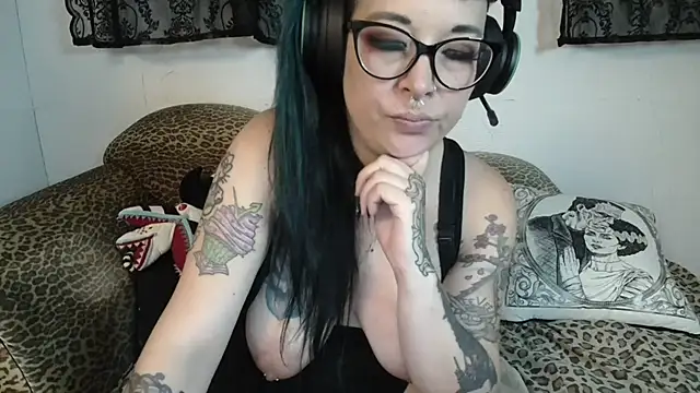 Czat XXX na żywo – Missy-Dee
