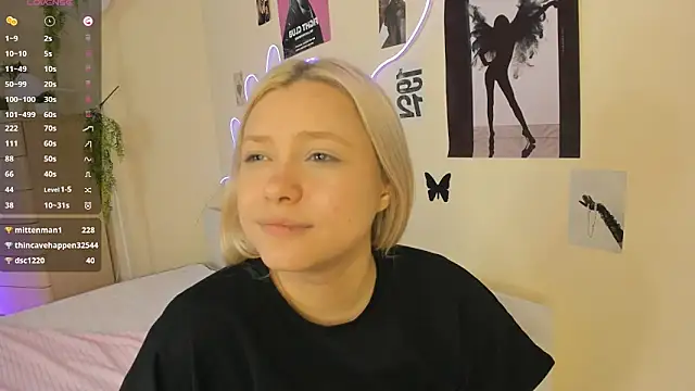 MidnightPoise live XXX chat