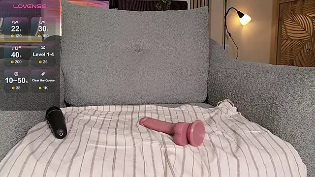 Chat XXX en directo de Yukisans