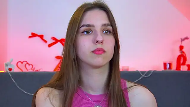 AliceAtkins Adlı Modelin Canlı XXX Sohbeti