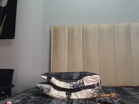 Czat XXX na żywo – QueenZara_202