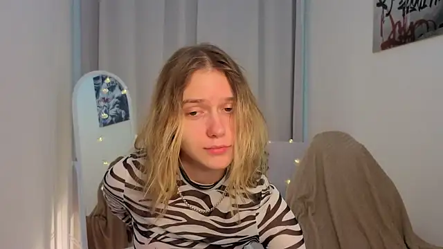 MilanaRayy Adlı Modelin Canlı XXX Sohbeti