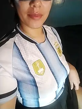 Chat +18 de shio_26 ao vivo