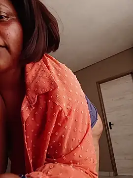 دردشة Thicknessddx الجنسية المباشرة