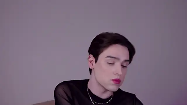 Онлайн чат XXX RobbyCharming