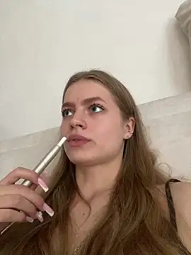 Czat XXX na żywo – HoneyEmilly