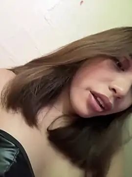 SideChick_Bunny: απευθείας συνομιλία ΧΧΧ