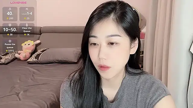 F-Yuwei Adlı Modelin Canlı XXX Sohbeti