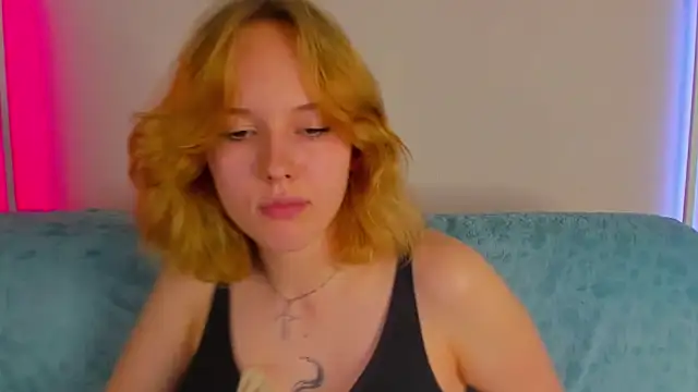 Živý XXX chat RikkiChoco