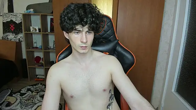 Show modela Rakimaru_ na web-kameri