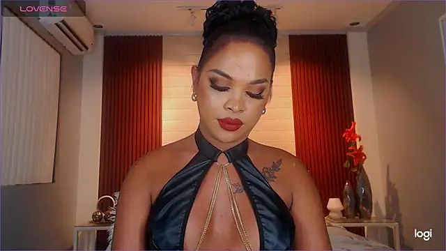 MarryQueen22 live XXX chat