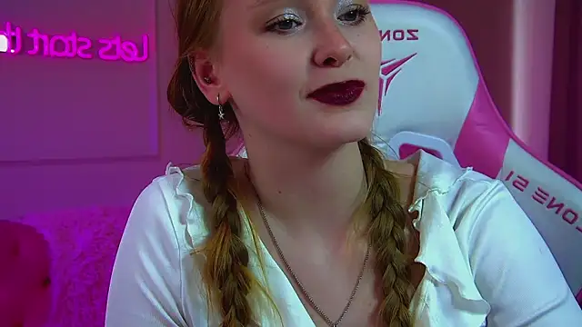 AgataFoxley's Live XXX Chat