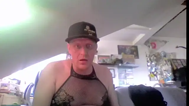 Chatroom XXX en direct de Bigthroaterboy